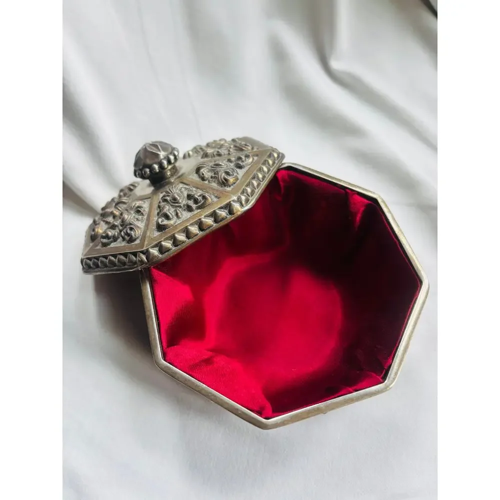 Vintage Trinket Box | Metal Art Jewelry Box